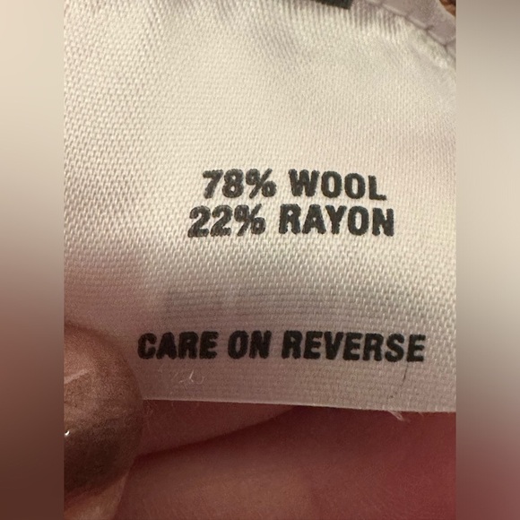 ST. JOHN SPORT Camel Colored Knit Draped Wool Blend Cardigan SMALL Toast CLEAN - Picture 4 of 14